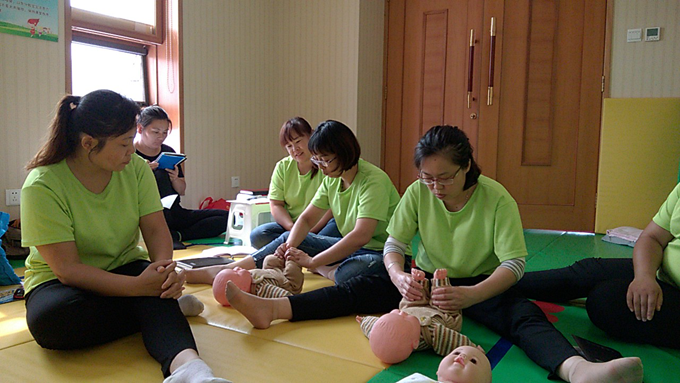 育婴师要考些什么内容_育婴培训师资格证_育婴培训师沈阳招聘