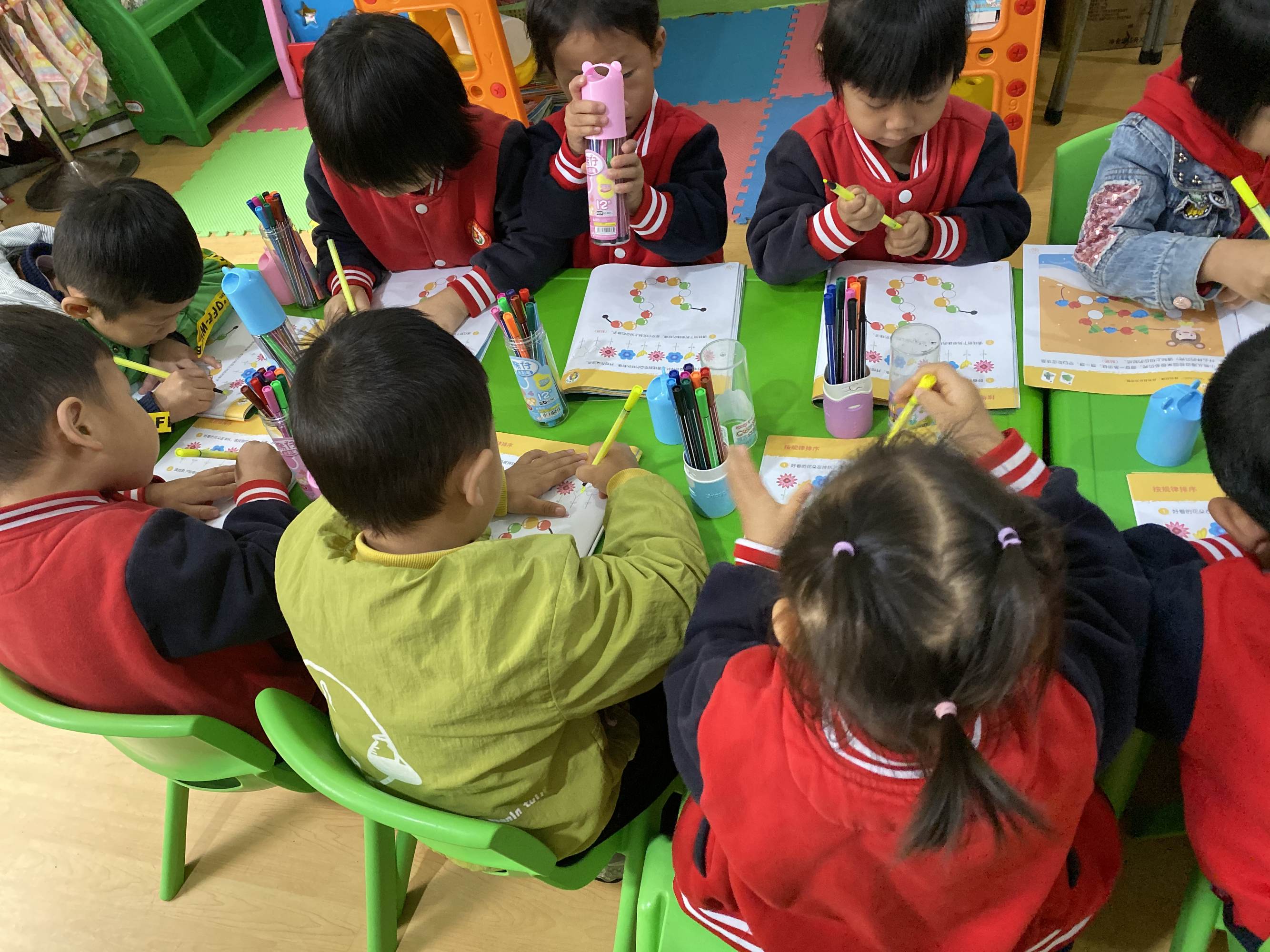 韩国想象乐幼儿创意教育_幼儿教育学_凡智教育和凡学教育