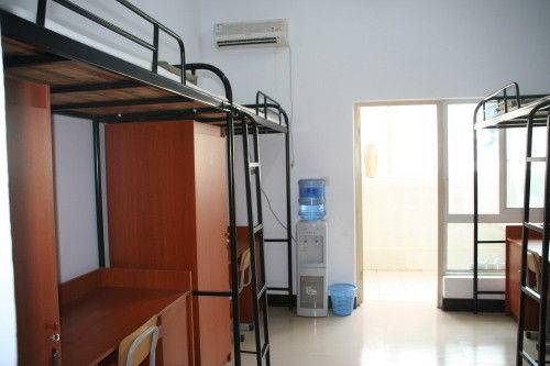 郑州防空兵学院弹炮体专业咱样_武汉水利电力学院桂加样_文华学院怎么样