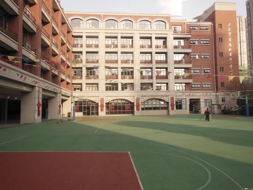 上海徐汇区民办中学_上海徐汇区民办初中中签率_上海市徐汇区民办中学