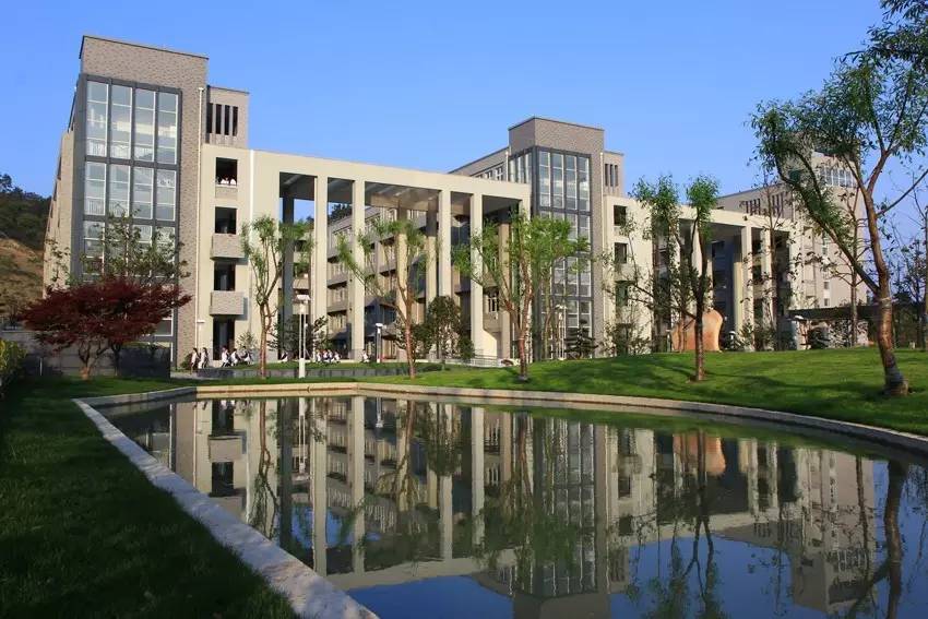 浙江普通高中学费收费标准_浙江高中学费多少_浙江高中省重点学费
