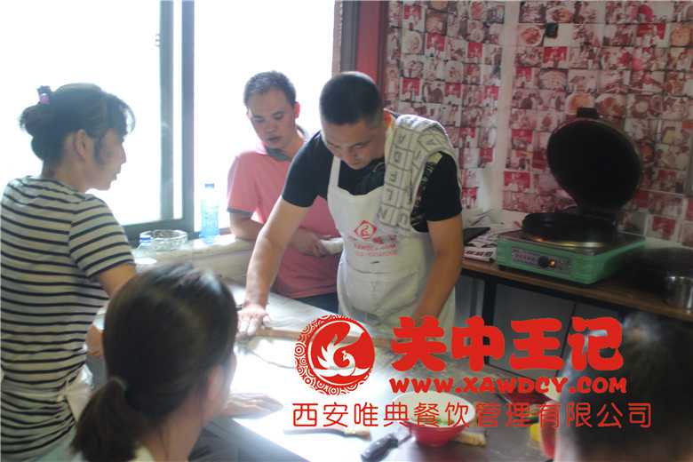 酱香饼培训学校_酱香饼技术培训_酱香饼培训