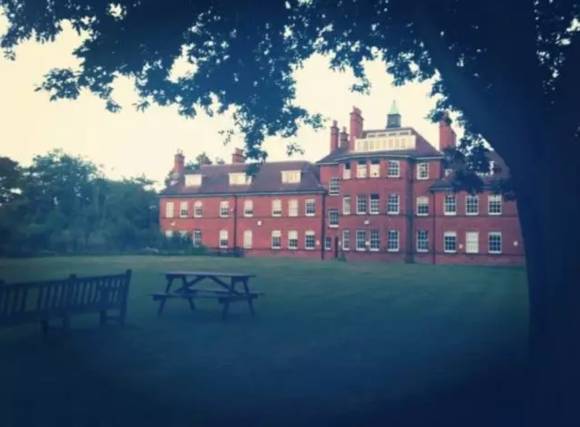 英国留学普通家庭_为什么我要来英国_英国留学一年后悔死了