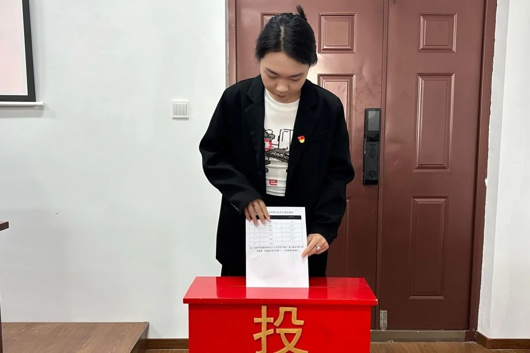 哈尔滨师范大学东语学院研究生代表大会_哈尔滨师范大学东语学院学生代表大会_哈尔滨师范大学研究生院