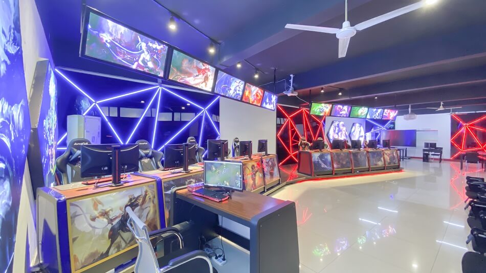 四川新华电脑学院广告传媒实训中心