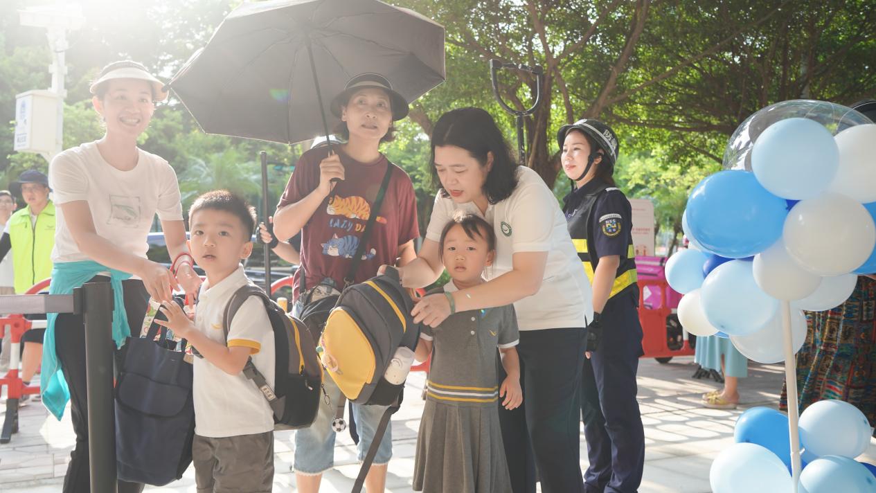 深圳幼儿园开学活动_深圳中小学开学典礼_小班开学寄语