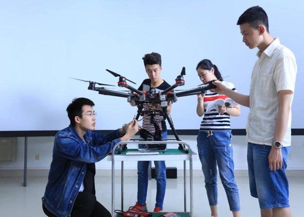 新闻与传媒学院办学条件_山东师范大学专业排名_新闻与传媒学院历史沿革