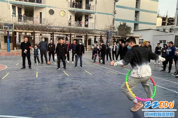 3 “螃蟹赛跑”点燃全场