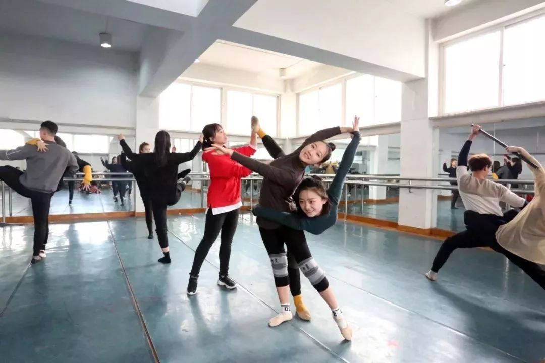 大连大学_大连大学是几本_大连大学特色专业