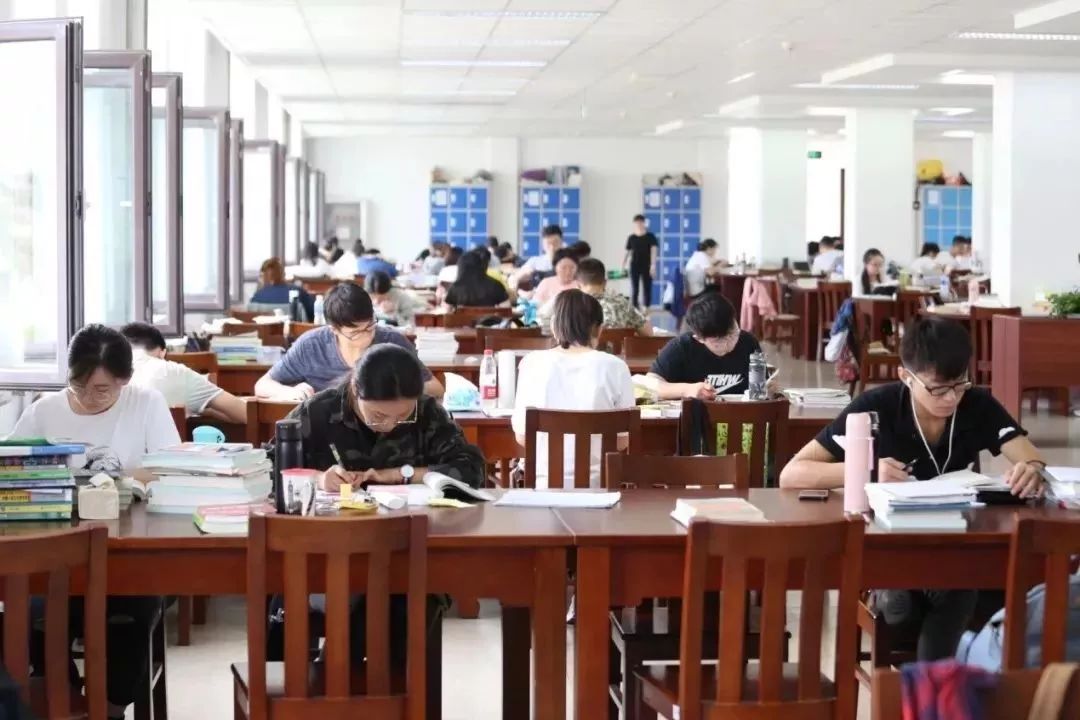 大连大学特色专业_大连大学是几本_大连大学