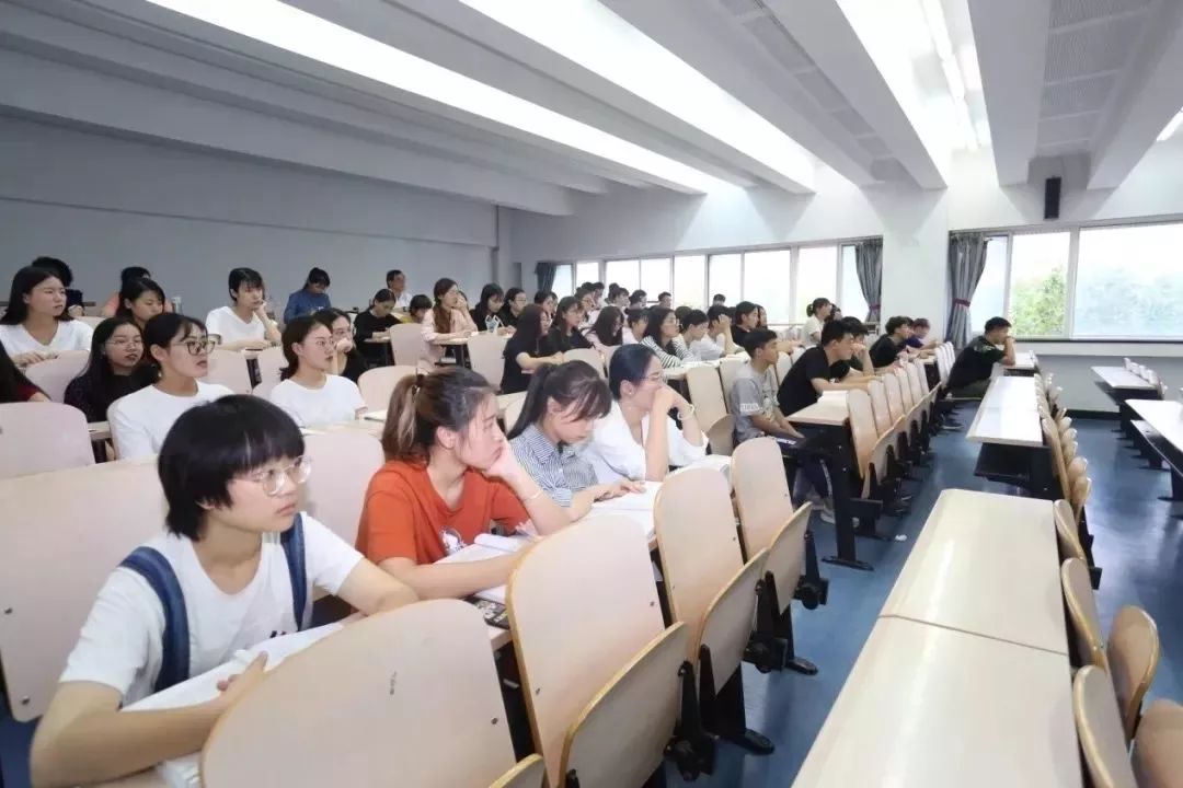 大连大学特色专业_大连大学_大连大学是几本