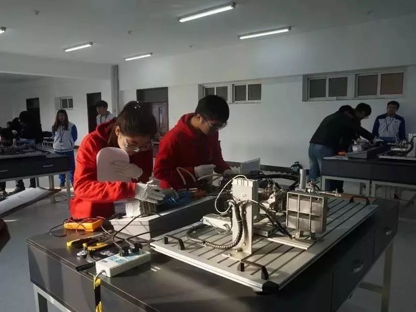 大连大学_大连大学特色专业_大连大学是几本