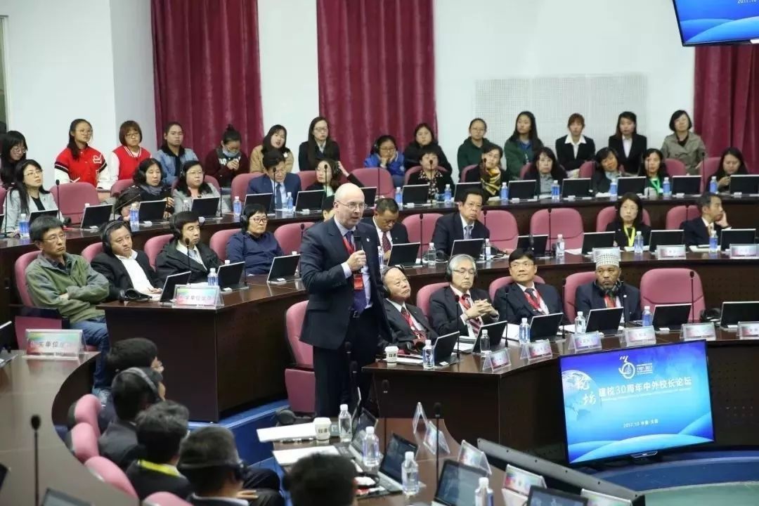 大连大学是几本_大连大学_大连大学特色专业