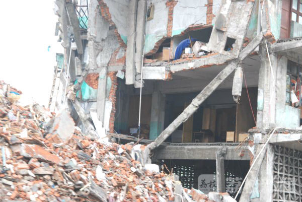 汶川地震建筑倒塌原因_建筑抗震设防分类_抗震设防烈度不足工程质量问题